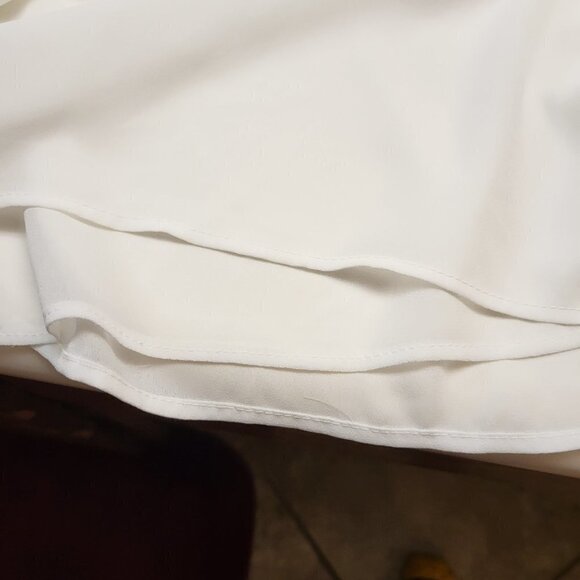 Vince Camuto New Ivory medium long sleeve blouse with embroidered sleeves NWT - Picture 10 of 10